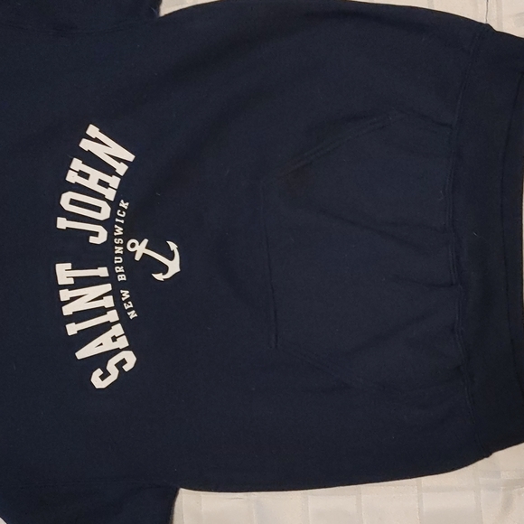 Saint John New Brunswick Gildan Navy Hoodie Size Medium - Picture 3 of 6
